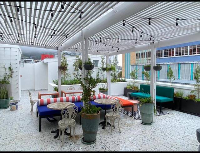 1 BEDROOM APARTMENT FOR SALE IN CAPE TOWN CITY CENTRE